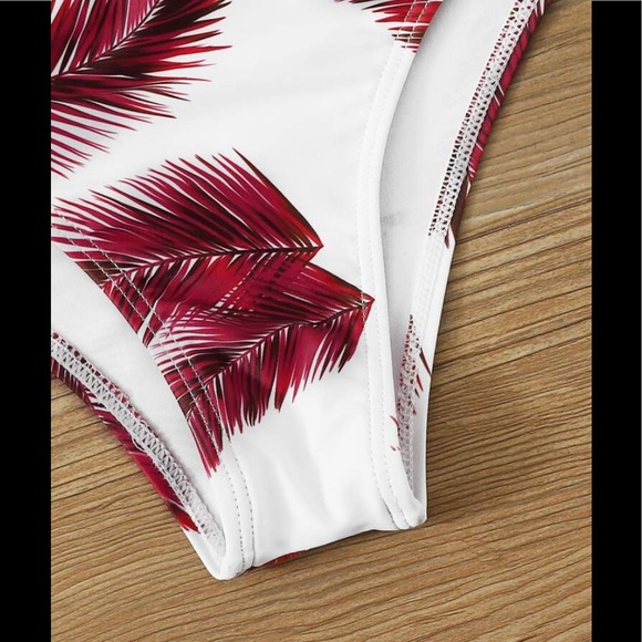 Maroon and White Feather Print Bikini - Picture 3 of 11